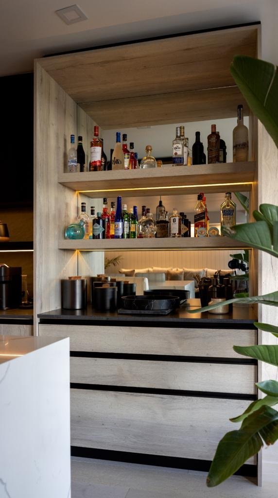 Residence 605 · Full Remodel