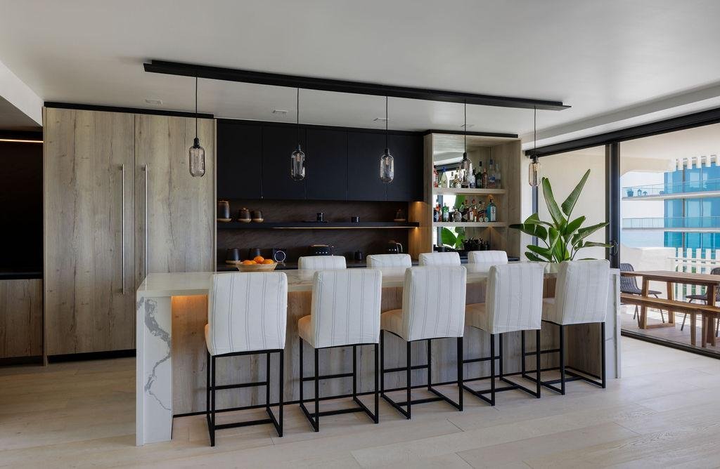 Residence 605 · Full Remodel
